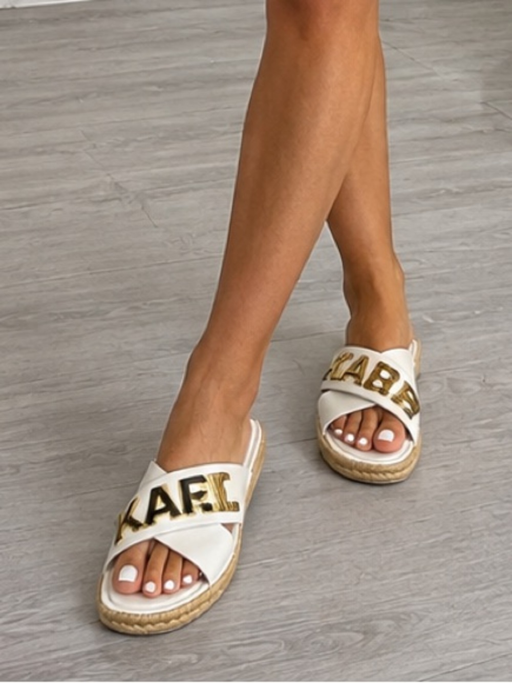 KARL LAGERFELD Paris Caine White Gold Logo Espadrille Sandals Size 9M